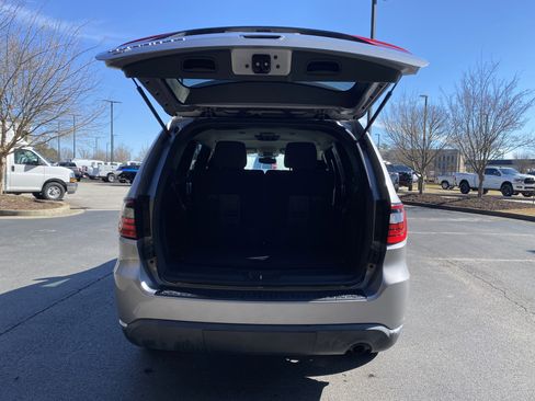 Used 2020 Dodge Durango SXT w/ 3rd Row Seating Group image 11