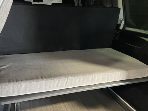 Used 2021 Mercedes-Benz Metris Passenger image 14