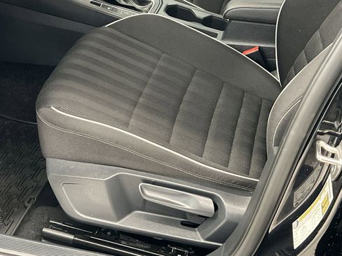 Used 2024 Volkswagen Jetta Sport image 13