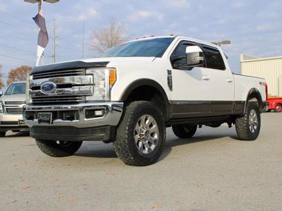 Used 2017 Ford F250 Lariat w/ Lariat Value Package