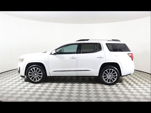 Used 2023 GMC Acadia Denali FWD image 3