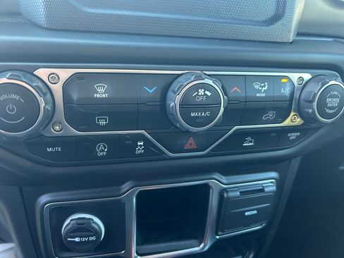 Certified 2023 Jeep Wrangler Unlimited Sport AWD/4WD image 25