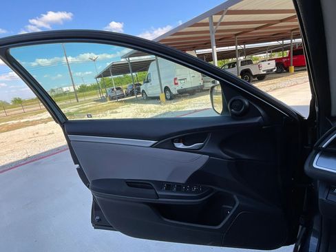 Used 2018 Honda Civic EX-T image 26