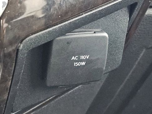 Used 2016 Ford F350 Platinum image 13