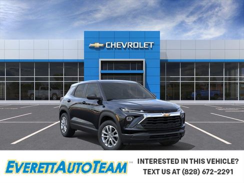 New 2026 Chevrolet TrailBlazer LS w/ LS Convenience Package FWD image 1