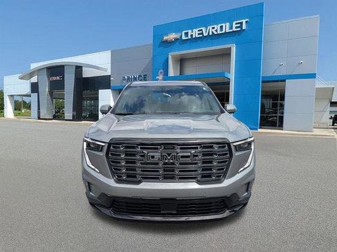 New 2026 GMC Acadia Denali Ultimate w/ LPO, Floor Liner Package FWD image 10