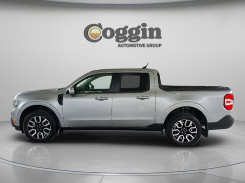Used 2022 Ford Maverick Lariat w/ Lariat Luxury Package FWD image 2