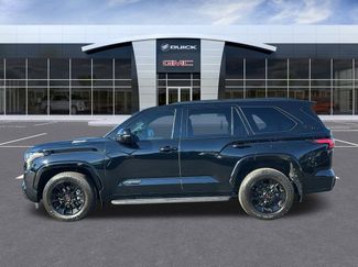 Used 2024 Toyota Sequoia Platinum w/ TRD Off-Road Package video 2