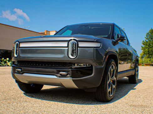 Used 2022 Rivian R1T Launch Edition AWD/4WD image 1