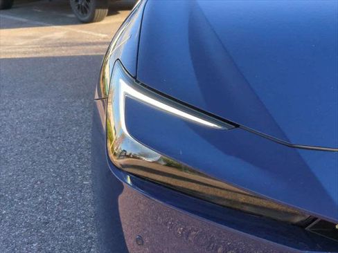 Used 2025 Toyota Prius Limited image 9