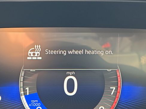 Certified 2024 Volkswagen Taos SE image 21