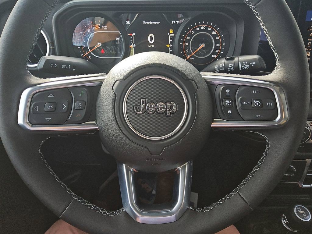 New 2026 Jeep Wrangler Unlimited Sahara AWD/4WD image 30