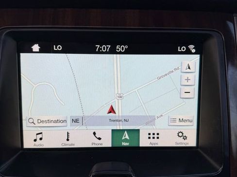 Used 2016 Ford Expedition Platinum image 18