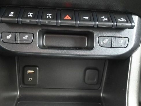 Used 2018 Chevrolet Colorado ZR2 AWD/4WD image 30
