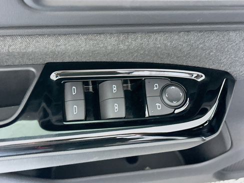 Used 2024 Honda Prologue EX image 15