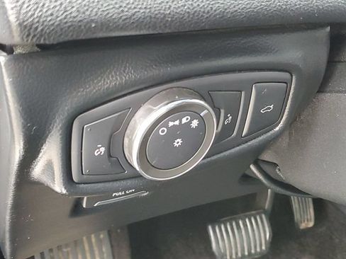 Used 2017 Lincoln MKZ Reserve FWD image 10