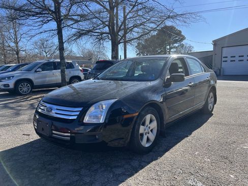 Used 2008 Ford Fusion SE image 3