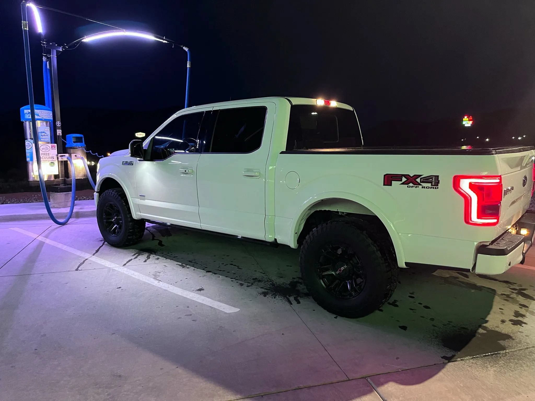 Used 2017 Ford F150 Lariat AWD/4WD image 21