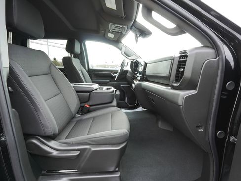 Used 2025 GMC Sierra 1500 Elevation image 44