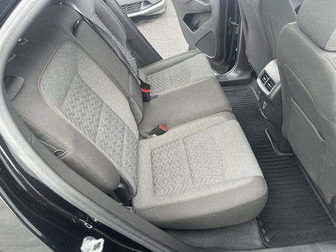 Used 2024 Chevrolet Equinox LT FWD image 25