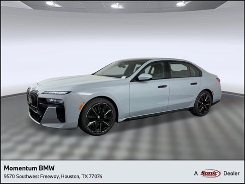 Used 2026 BMW 760i xDrive w/ Executive Package AWD/4WD image 1