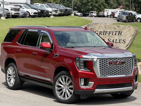 Used 2023 GMC Yukon Denali w/ Max Trailering Package AWD/4WD image 1