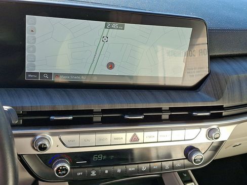 Used 2023 Kia Telluride EX w/ EX Captain's Chair Package image 27