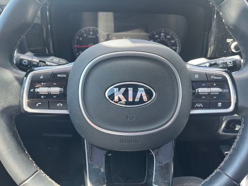 Used 2021 Kia Sorento SX image 11