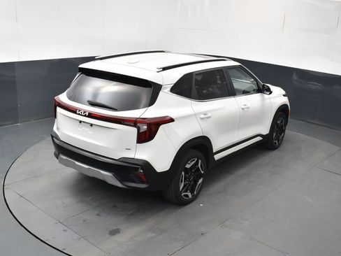 Used 2024 Kia Seltos SX w/ SX Sunroof Package image 25