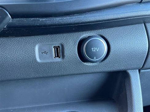 Used 2020 Ford Transit 150 XL image 19