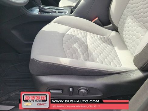 Used 2021 Chevrolet Equinox LS w/ LS Convenience Package image 18