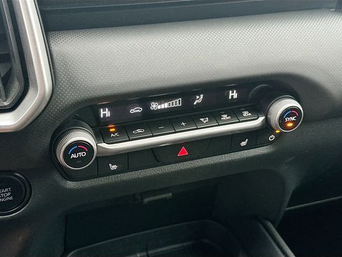 Used 2025 MAZDA CX-50 AWD 2.5 S w/ Premium Package image 22