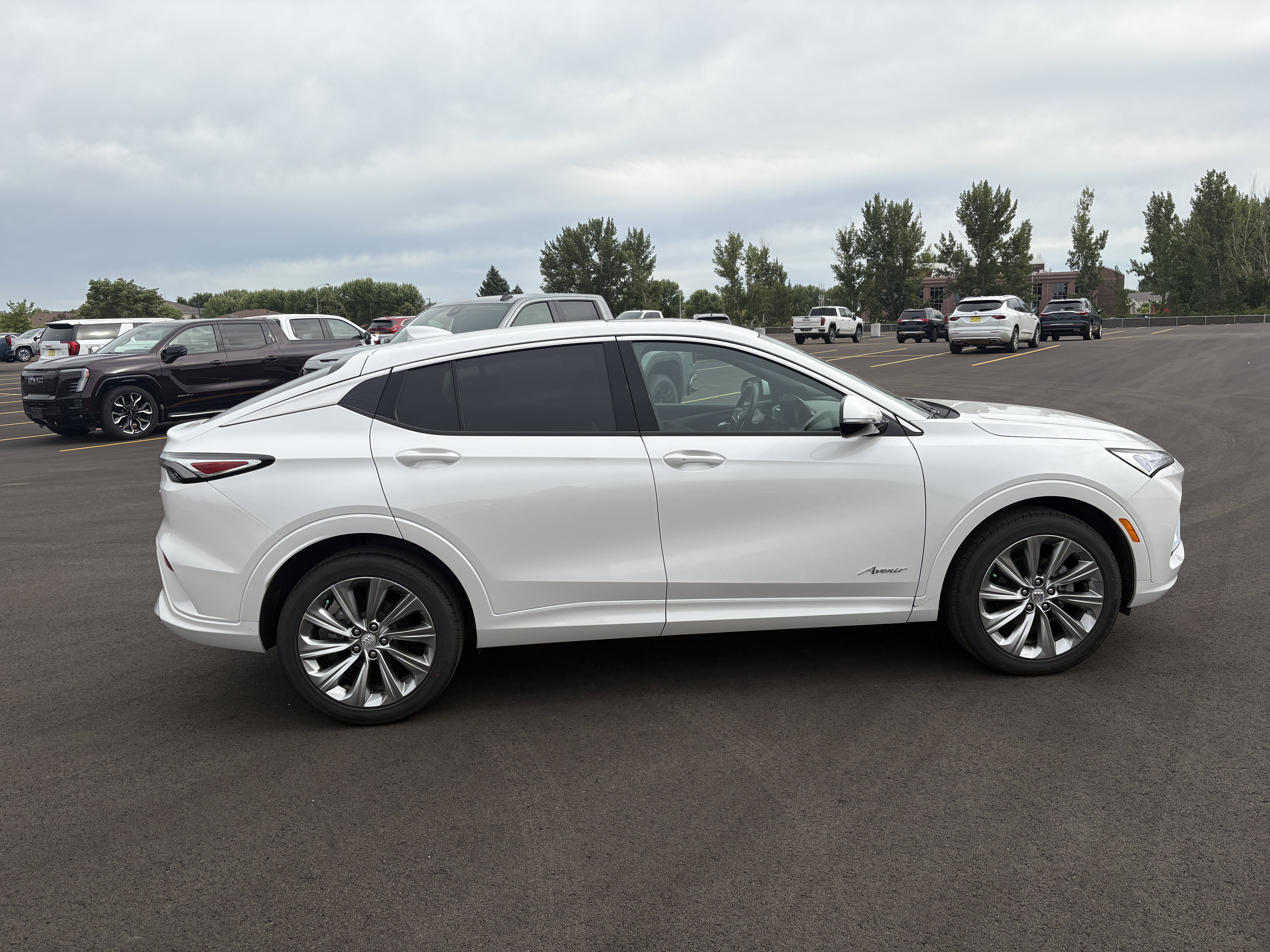 Used 2024 Buick Envista Avenir FWD image 7