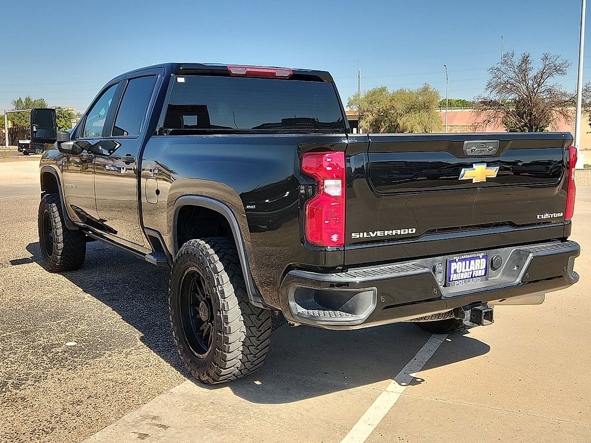 Used 2025 Chevrolet Silverado 2500 Custom w/ Custom Value Package AWD/4WD image 3