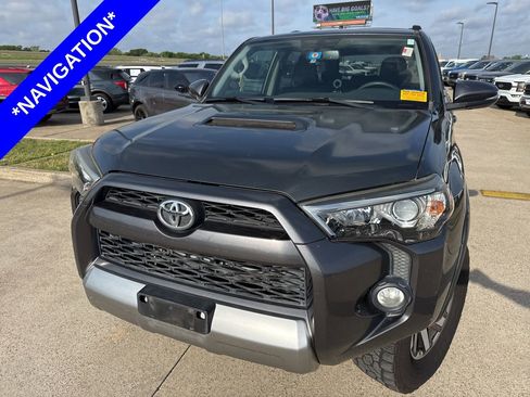 Used 2019 Toyota 4Runner TRD Off-Road Premium image 2