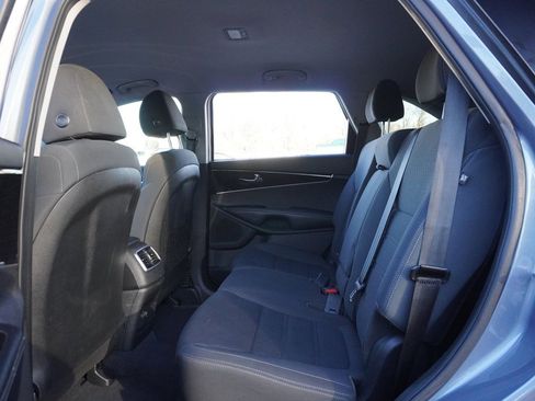 Used 2020 Kia Sorento L image 30