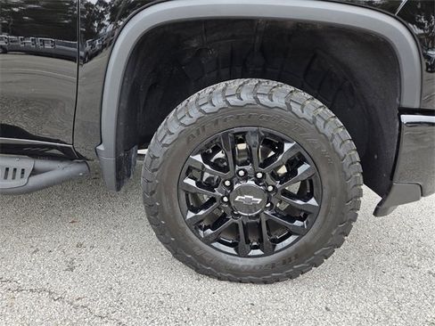 Used 2025 Chevrolet Silverado 2500 LTZ w/ Trail Boss Package image 27