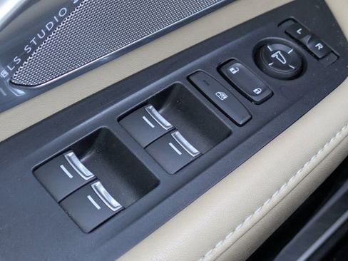 Used 2019 Acura RDX AWD w/ Advance Package image 25