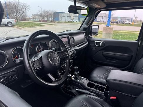 Used 2022 Jeep Wrangler Unlimited Sport image 18