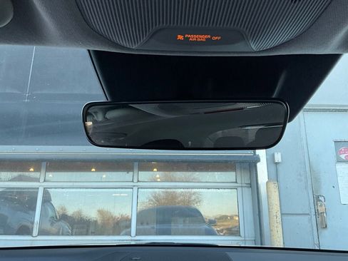 Used 2025 Kia K4 LXS image 17