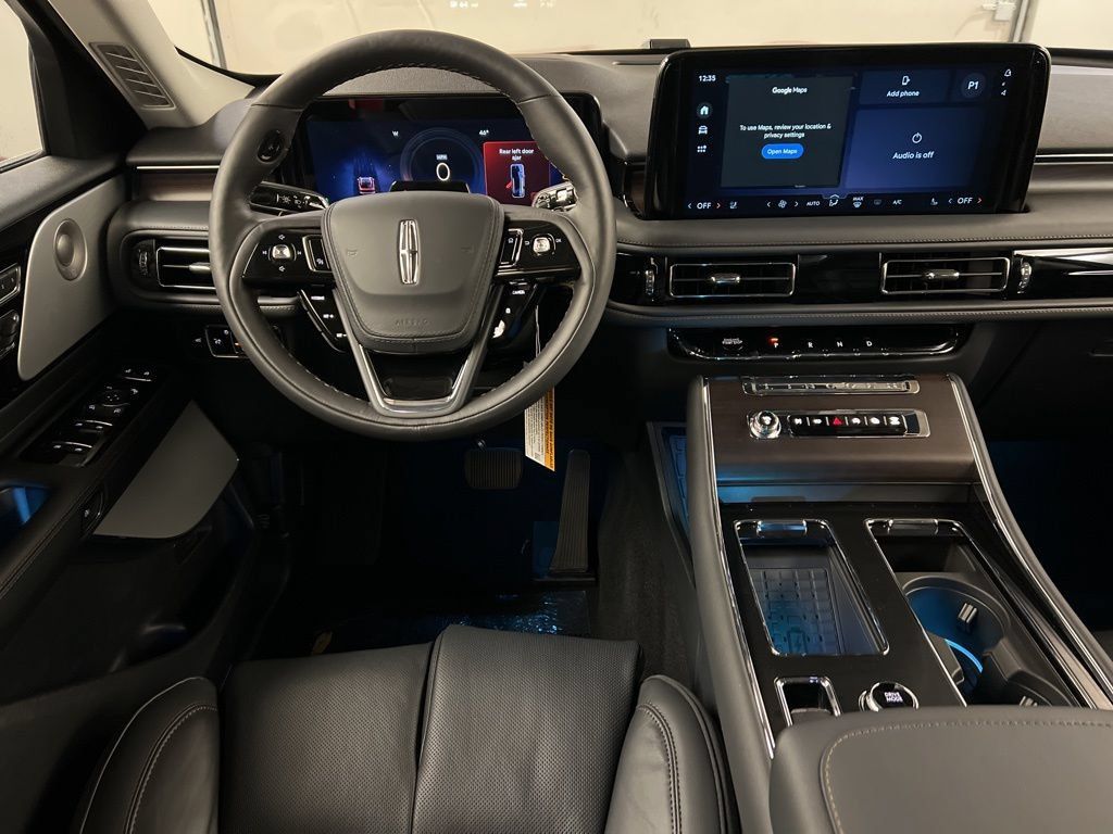 Used 2026 Lincoln Aviator Reserve AWD/4WD image 8