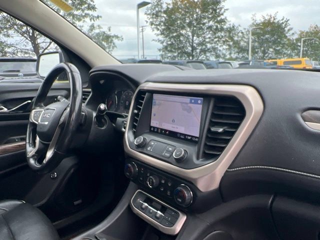 Used 2020 GMC Acadia Denali w/ Technology Package AWD/4WD image 40