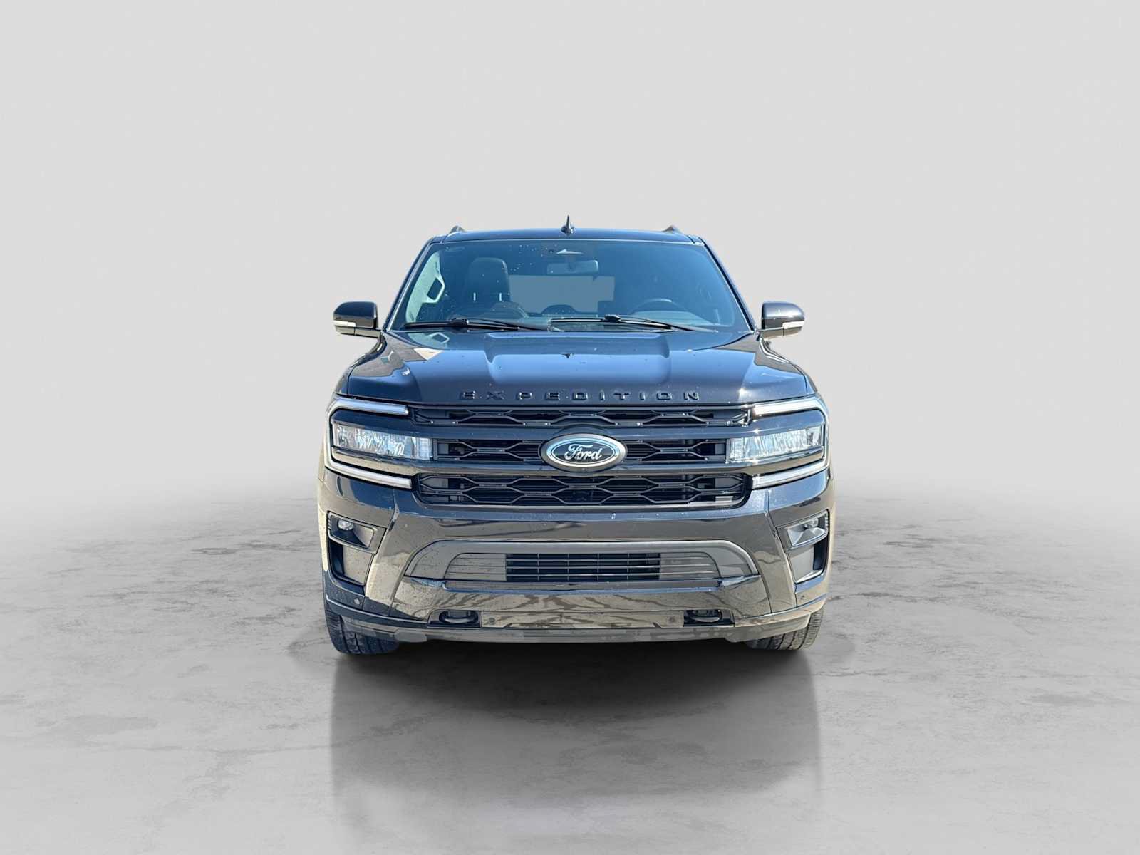 Used 2023 Ford Expedition Limited AWD/4WD image 9