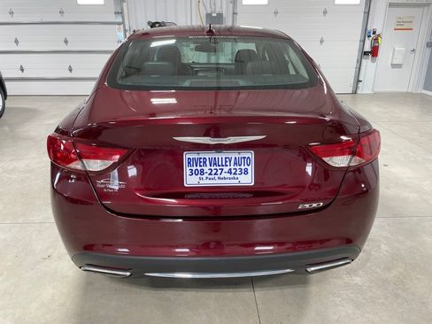 Used 2016 Chrysler 200 Limited Platinum image 6
