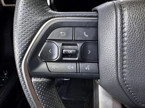 Certified 2025 Toyota Tacoma Limited AWD/4WD image 27