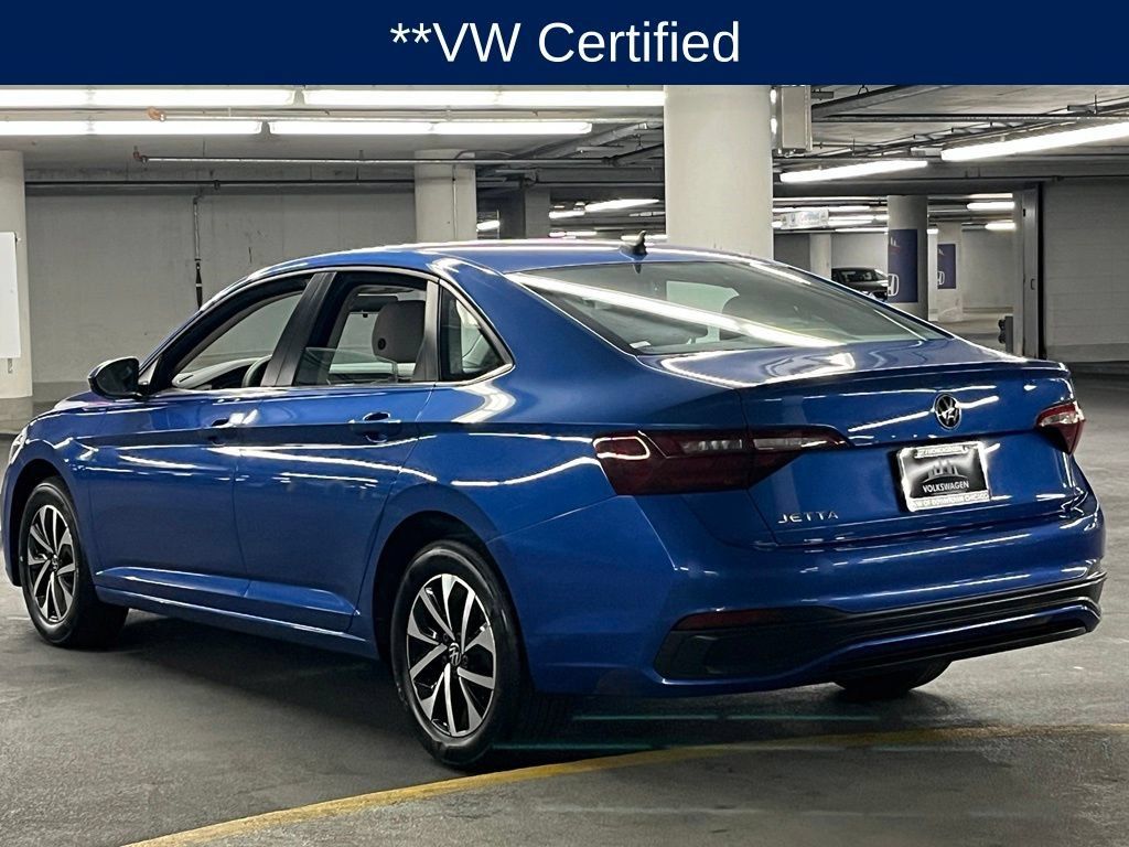 Used 2022 Volkswagen Jetta S FWD image 3