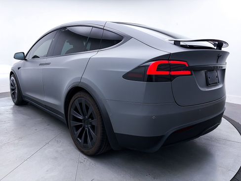 Used 2022 Tesla Model X image 13