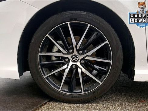 Used 2023 Toyota Camry SE image 9