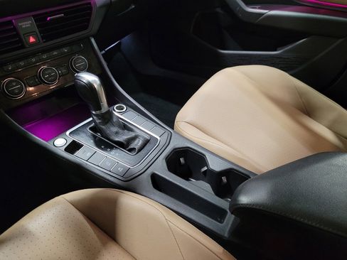 Used 2019 Volkswagen Jetta SEL FWD image 26