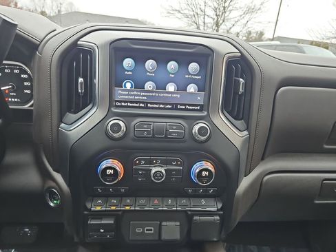 Used 2020 GMC Sierra 1500 Denali w/ Technology Package image 19